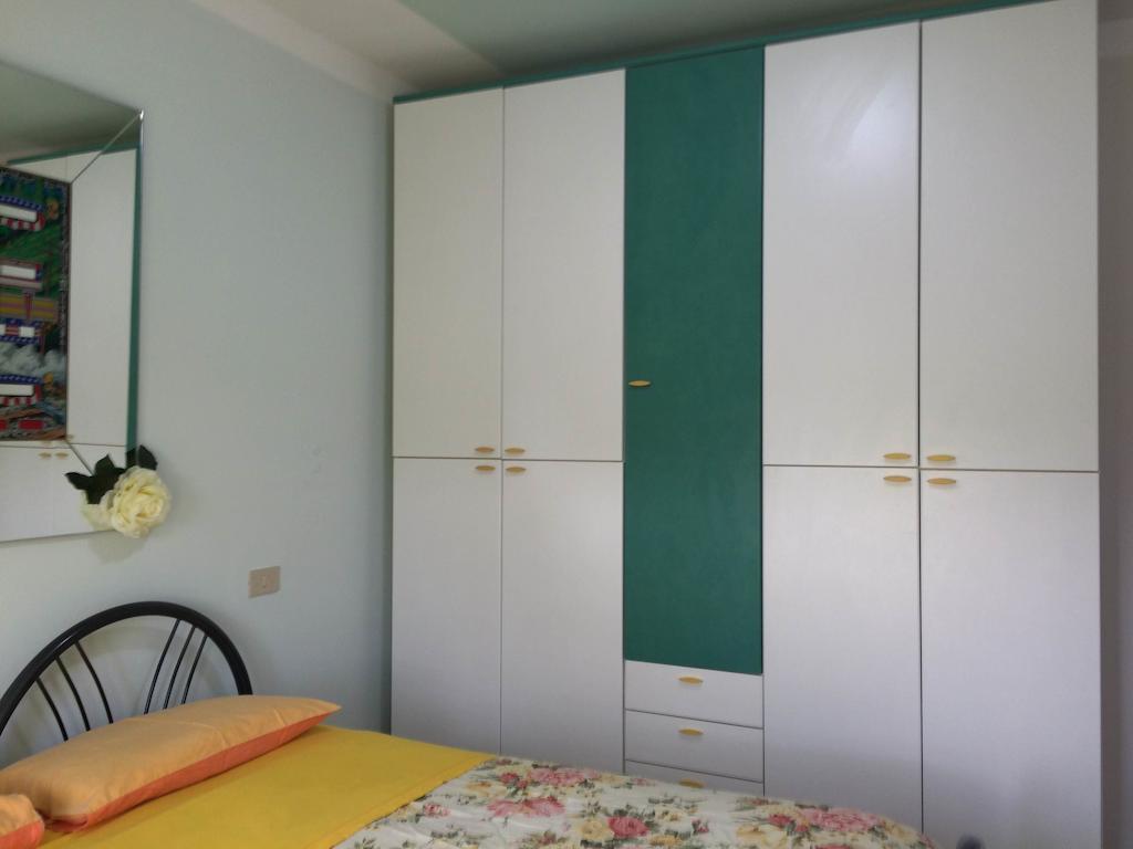 B&B Mirella Citta Sant'Angelo Rum bild
