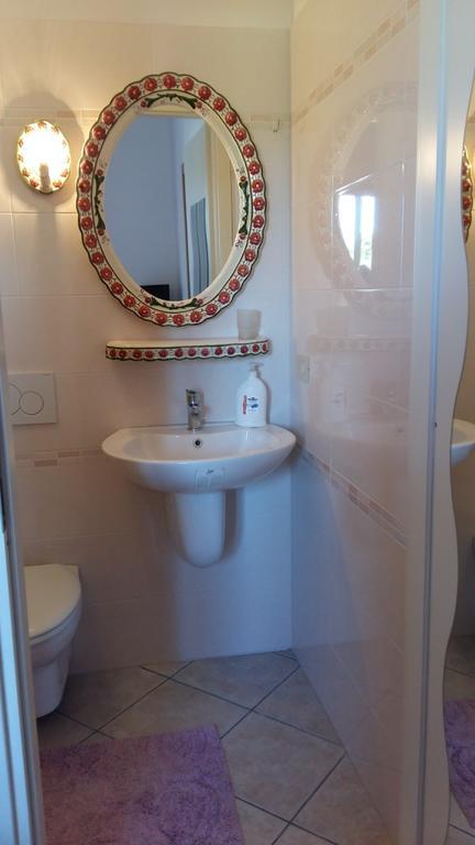 B&B Mirella Citta Sant'Angelo Exteriör bild